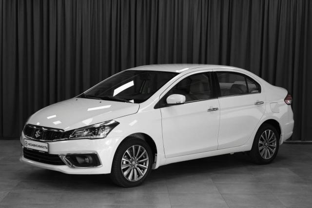 Превью SUZUKI Ciaz